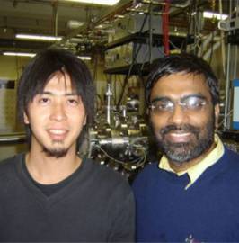 With Dr. Nigeshi, IMS, Okazaki(Nov. 14, 2005)